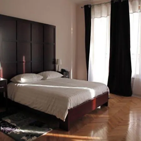 Hotel De Paris Tirana