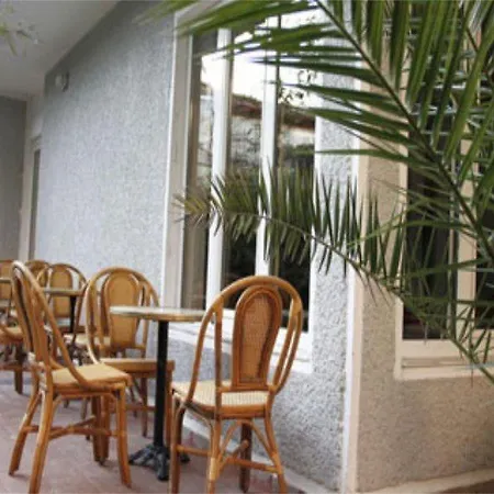 Hotel De Paris 4*