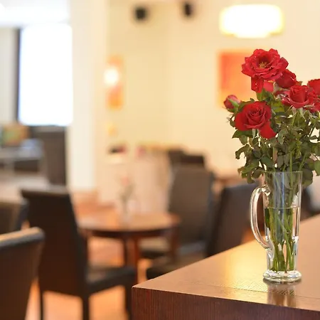 Hotel De Paris 4*