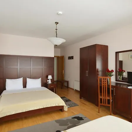 Hotel De Paris Tirana
