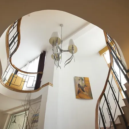 Hotel De Paris 4*